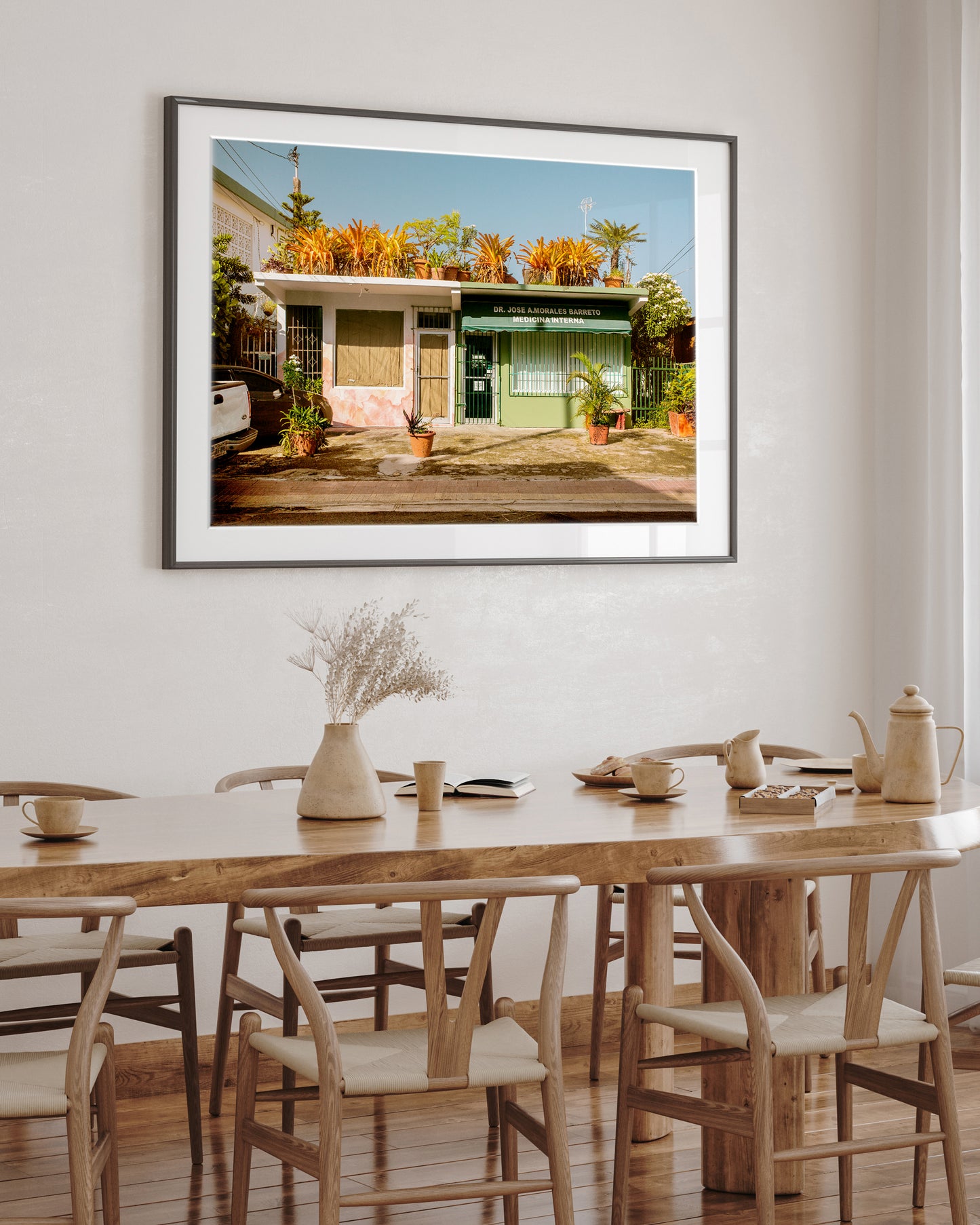 modern dining room decor featuring puerto rico photograph
